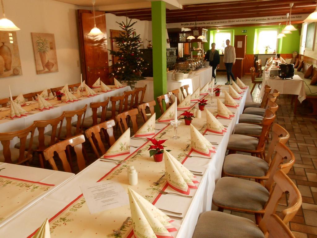 Landgasthof Schutzen 호텔 텐겐 외부 사진