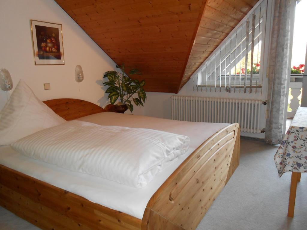 Landgasthof Schutzen 호텔 텐겐 객실 사진