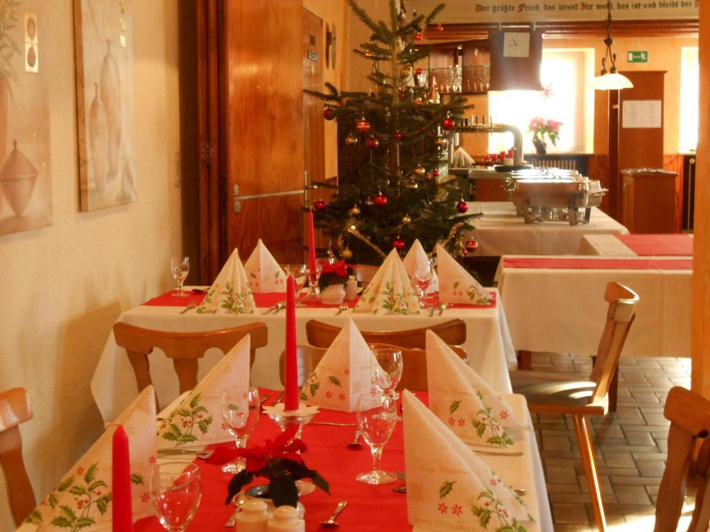Landgasthof Schutzen 호텔 텐겐 외부 사진